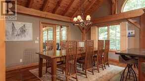 129 DAVOS DRIVE | The Blue Mountains Ontario | Slide Image Eleven