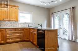252 ALBERT STREET | Stratford Ontario | Slide Image Nineteen