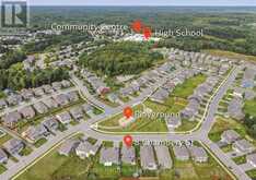 8 CHAMBERY STREET | Bracebridge Ontario | Slide Image Three