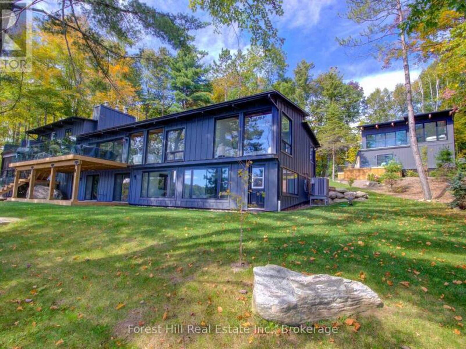 1099 BIG JOE ROAD, Port Carling, Ontario P0B 1J0