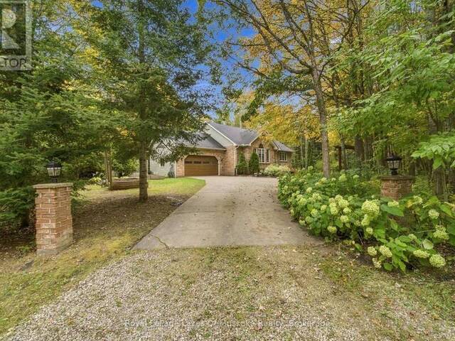 1002 JOSEPH PLACE Gravenhurst Ontario, P0E 1N0 - 4 Bedrooms Home For Sale
