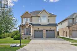 4 HUNSBERGER DRIVE | Wilmot Ontario | Slide Image Two