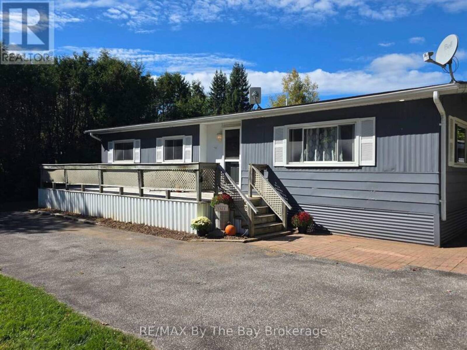 926 BREBEUF ROAD, Midland, Ontario L4R 4K4