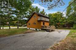 9 ISLANDVIEW CRESCENT | Wasaga Beach Ontario | Slide Image Two