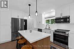 9 ISLANDVIEW CRESCENT | Wasaga Beach Ontario | Slide Image Six