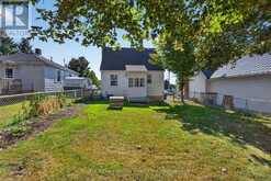 714 5TH STREET E | Owen Sound Ontario | Slide Image Seventeen