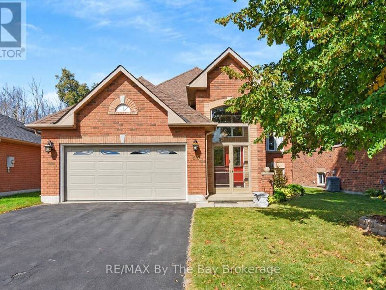 33 TELFER ROAD, Collingwood, Ontario L9Y 5H5