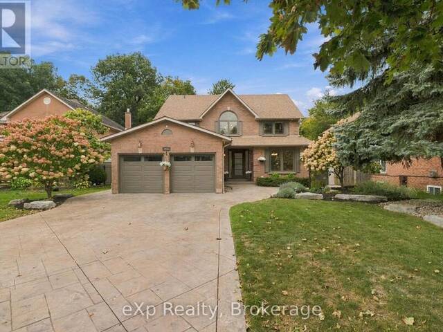 237 LAKE DRIVEWAY W Ajax Ontario, L1S 5B1 - 5 Bedrooms Home For Sale
