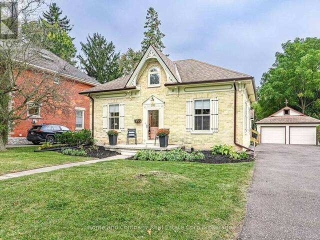 105 CENTRE STREET Stratford Ontario, N5A 1E5 - 3 Bedrooms Home For Sale