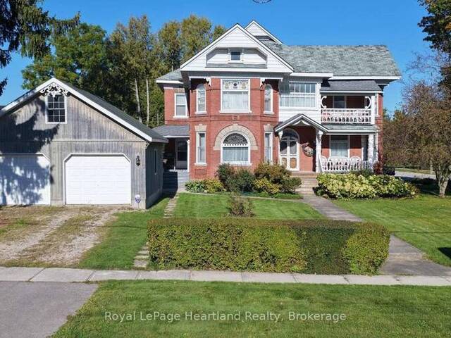 62 ORANGE STREET S Clinton Ontario, N0M 1L0 - 3 Bedrooms Home For Sale