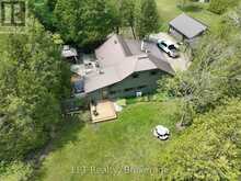 21 TYSON LANE | Georgian Bluffs Ontario | Slide Image Two