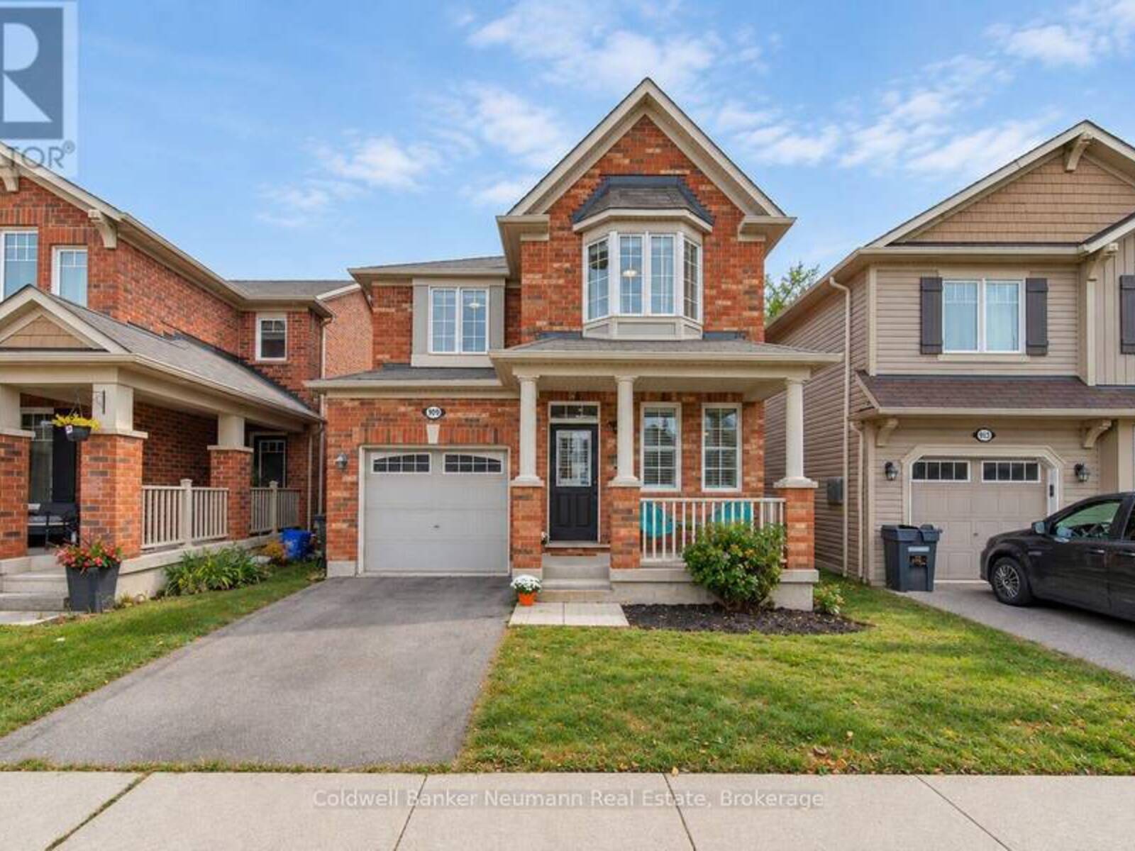 909 FARMSTEAD DRIVE, Milton, Ontario L9T 8J5