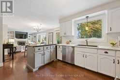 8 SUGARBUSH PLACE | Guelph Ontario | Slide Image Nineteen