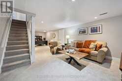 8 SUGARBUSH PLACE | Guelph Ontario | Slide Image Thirty-two