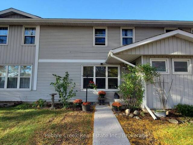 30 - 30 ST CHARLES PLACE Clinton Ontario, N0M 1L0 - 3 Bedrooms Condo For Sale