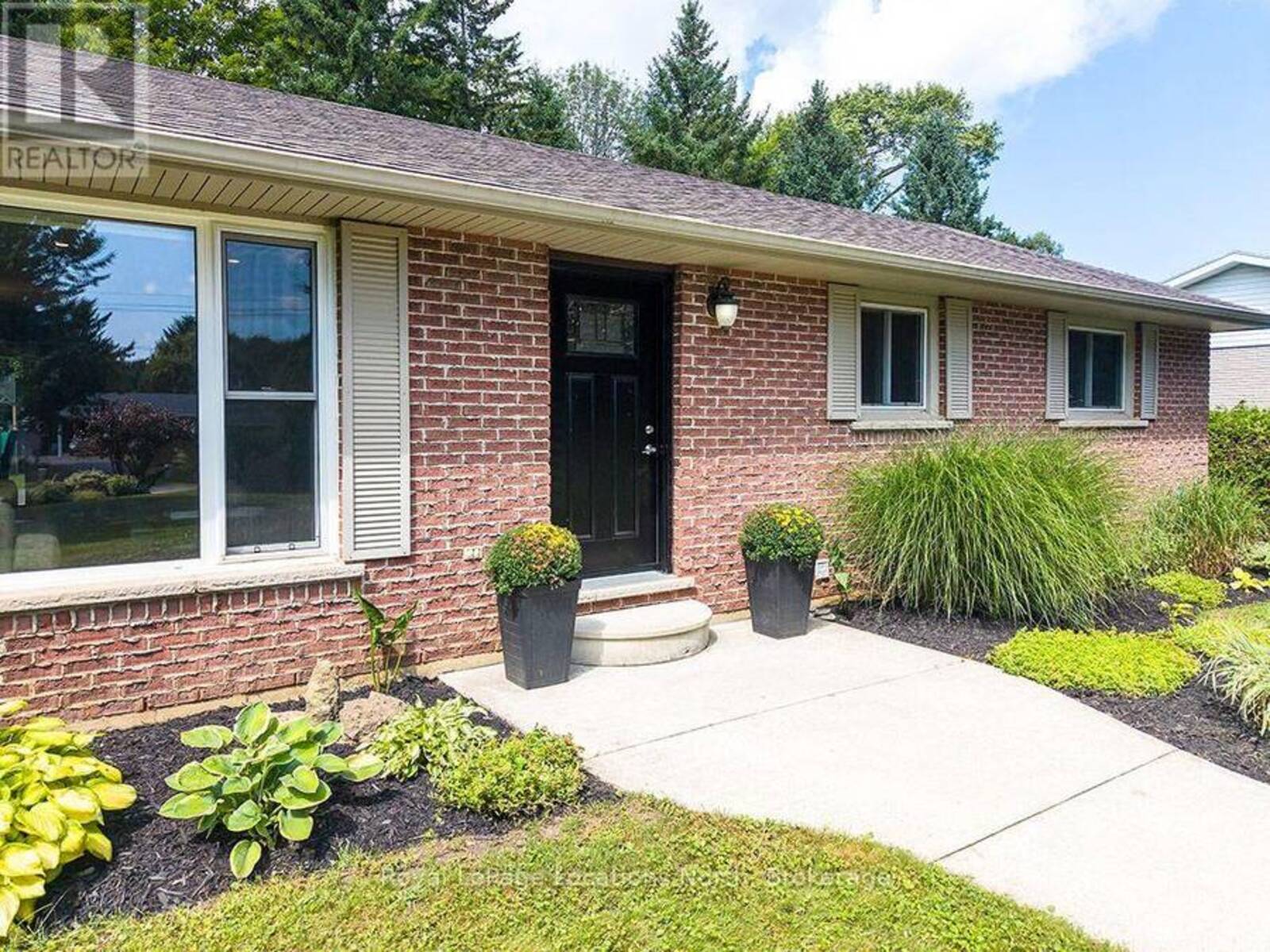 124 GREENFIELD DRIVE, Meaford, Ontario N4L 1W6