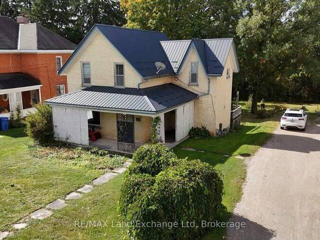 126 DIAGONAL ROAD Wingham Ontario, N0G 2W0 - 4 Bedrooms Home For Sale