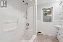 1181 LONE PINE DRIVE | Bracebridge Ontario | Slide Image Thirty-one