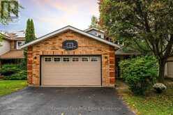 31 BUSH STREET | Collingwood Ontario | Slide Image Two