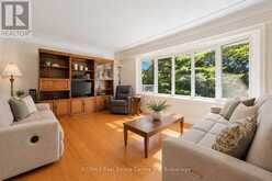 38 CALLANDER DRIVE | Guelph Ontario | Slide Image Two