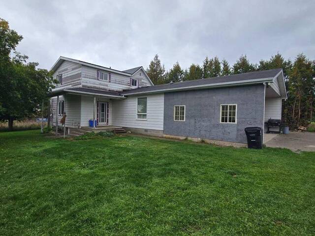 2939 92 COUNTY ROAD Wasaga Beach Ontario, L9Z 2X2 - 3 Bedrooms Home For Sale