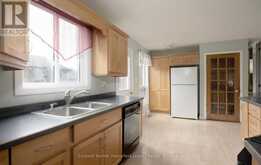10 DUNSFORD CRESCENT | St. Marys Ontario | Slide Image Nine