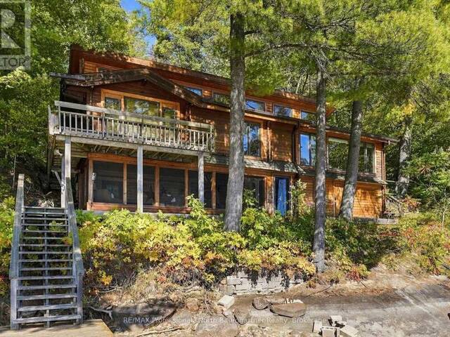 1014 MACKMORE TRAIL Haliburton Ontario, K0M 1S0 - 3 Bedrooms Waterfront Home For sale