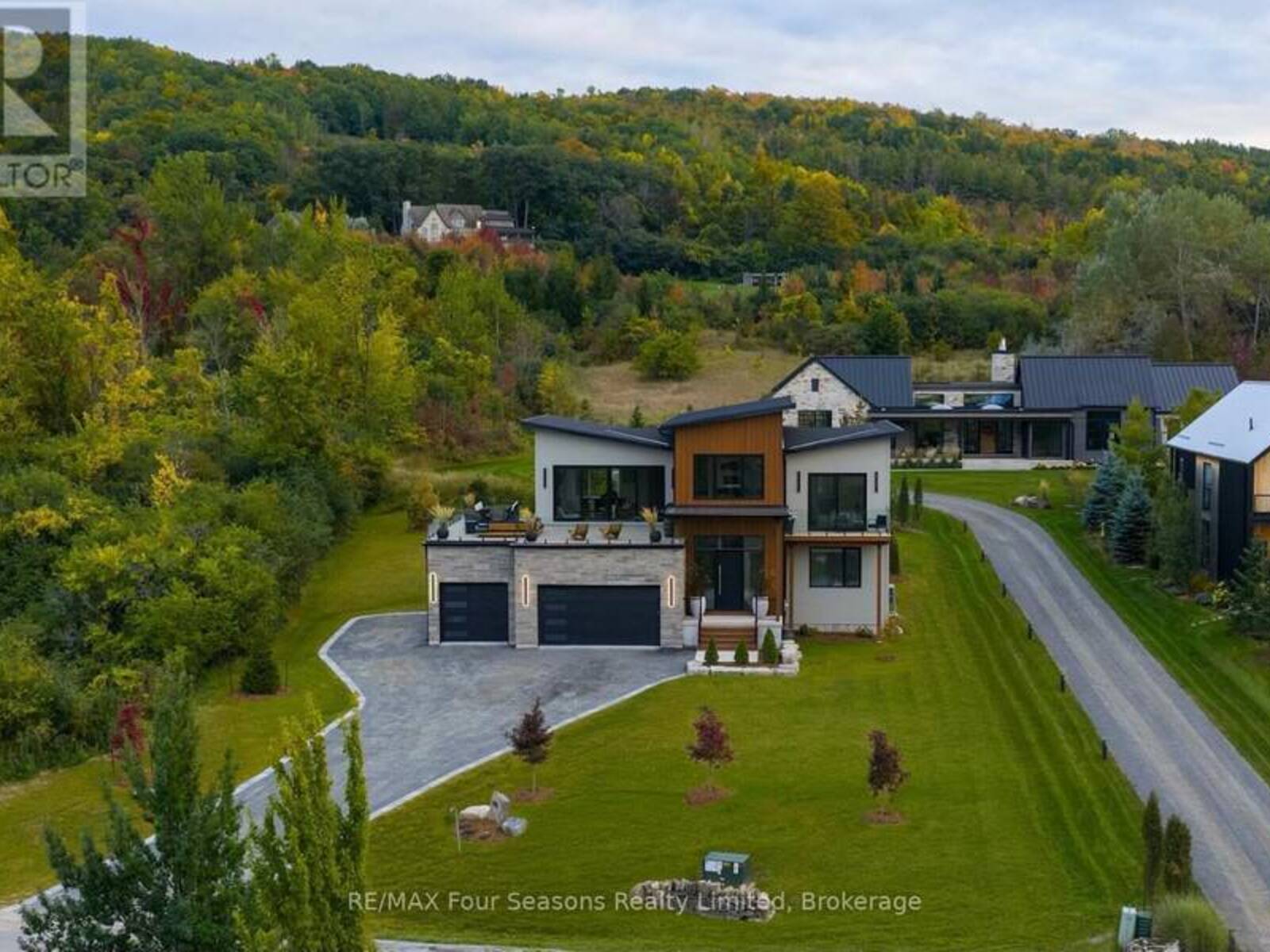 118 GEORGE MCRAE ROAD, The Blue Mountains, Ontario N0H 1J0