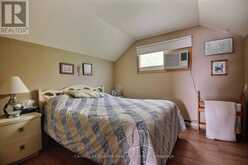 1051 HALLS LAKE ROAD | Haliburton Ontario | Slide Image Thirteen