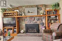 1051 HALLS LAKE ROAD | Haliburton Ontario | Slide Image Seven