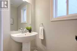 88 DAVIDSON DRIVE | Stratford Ontario | Slide Image Nine
