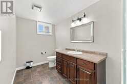 201 COWPER STREET | Clinton Ontario | Slide Image Thirty-two