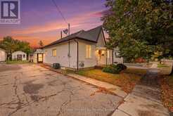 22 HILL AVENUE | Brantford Ontario | Slide Image One