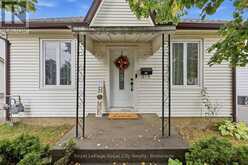 22 HILL AVENUE | Brantford Ontario | Slide Image Three