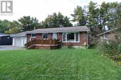 83 PINE STREET | Bracebridge Ontario | Slide Image Two