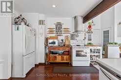 427 BALMY BEACH ROAD | Owen Sound Ontario | Slide Image Thirteen