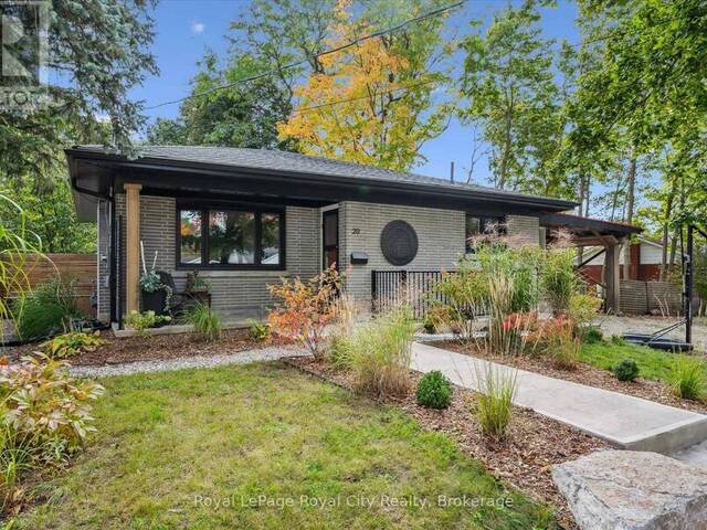 20 HIGHVIEW PLACE Guelph Ontario, N1H 1M7 - 5 Bedrooms Home For Sale
