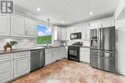 133 BRAEMAR CRESCENT | Stratford Ontario | Slide Image Thirteen