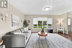133 BRAEMAR CRESCENT | Stratford Ontario | Slide Image Eight