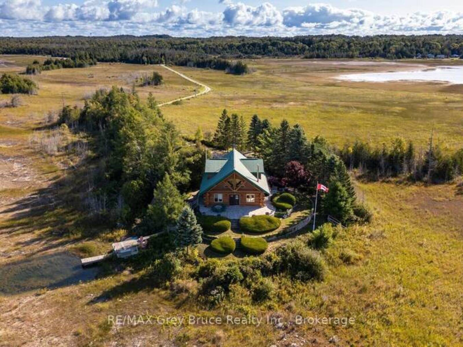 150 SHORELINE AVENUE, Georgian Bluffs, Ontario N0H 2T0