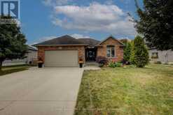 395 3RD STREET S | Hanover Ontario | Slide Image One