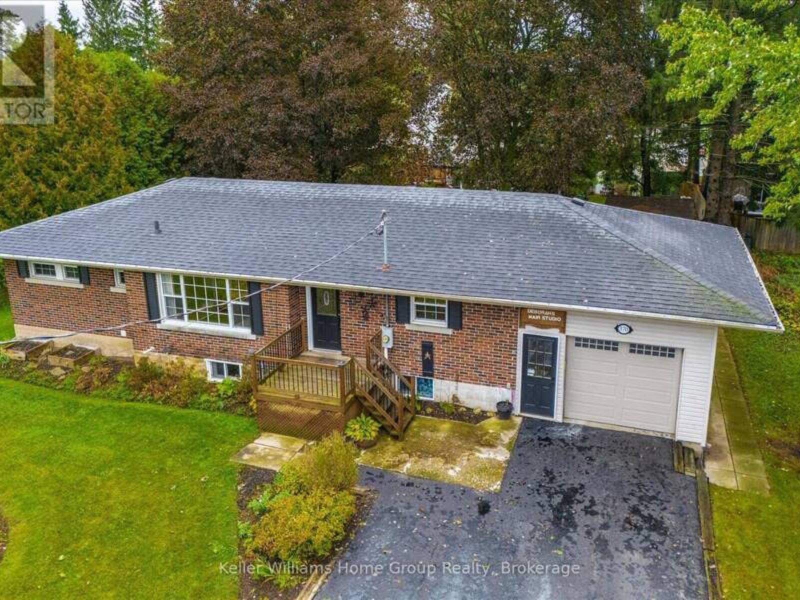 370 GORDON STREET, Fergus, Ontario N1M 2W3