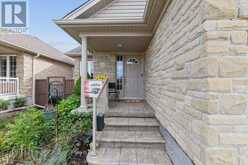18 MULLIN DRIVE | Guelph Ontario | Slide Image Six