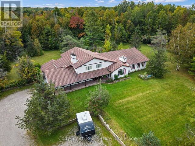 2080 SANDHILL ROAD Waubaushene Ontario, L0K 2C0 - 4 Bedrooms Home For Sale