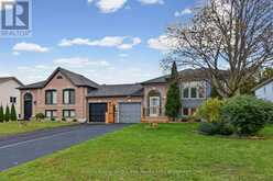 77 FERNBROOK DRIVE | Wasaga Beach Ontario | Slide Image Three