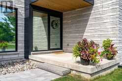 41 ALICE STREET W | Thornbury Ontario | Slide Image Three