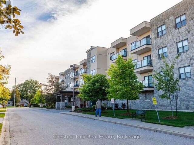 416 - 91 RAGLAN STREET Collingwood Ontario, L9Y 4V3 - 2 Bedrooms Condo For Sale
