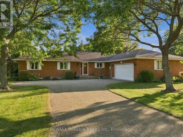 33895 BISSONETTE AVENUE Bluewater Ontario, N0M 2T0 - 3 Bedrooms Home For Sale