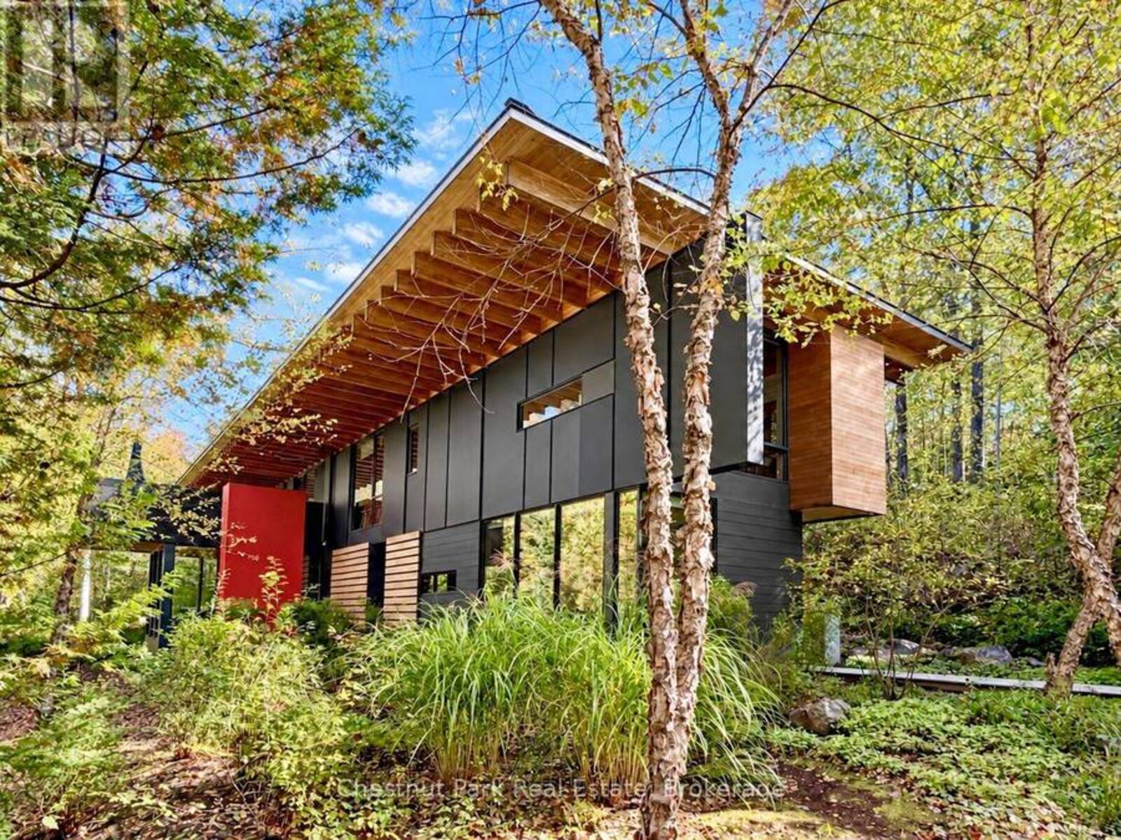 1196 ENTERPRISE DRIVE, Kawartha Lakes, Ontario K0M 2A0