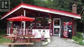 886 MUSKOKA 10 ROAD | Huntsville Ontario | Slide Image Thirty-seven